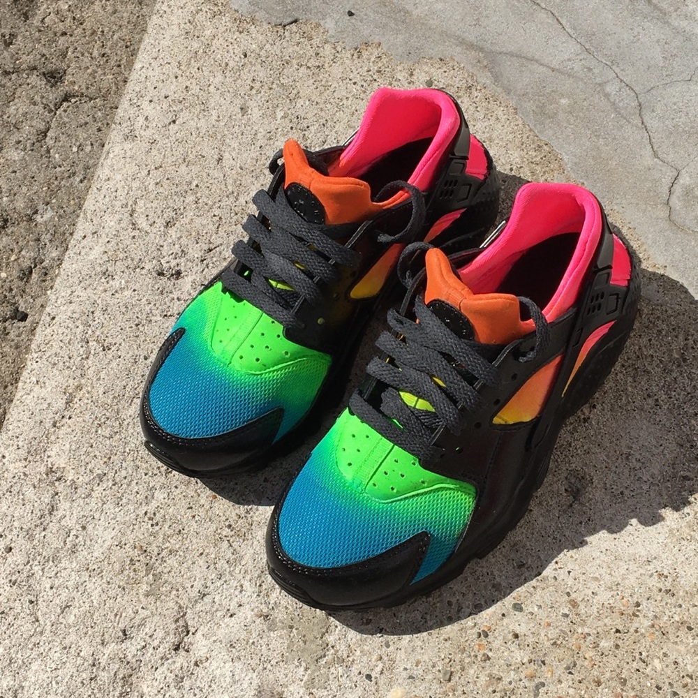 🌈Custom Huaraches🖤